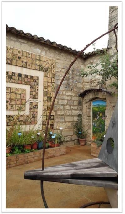 Charming Small House Close To Uzes Foissac  Exterior foto